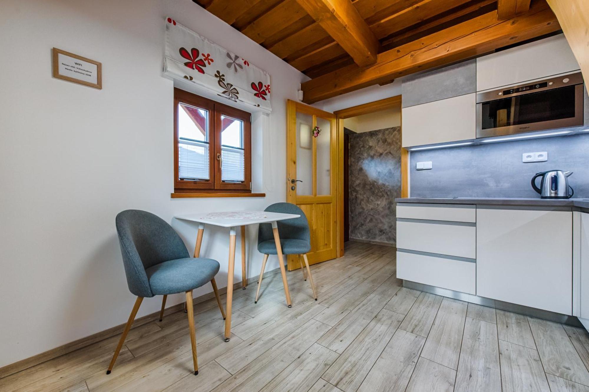 Valassky Dvur Apartment Velke Karlovice