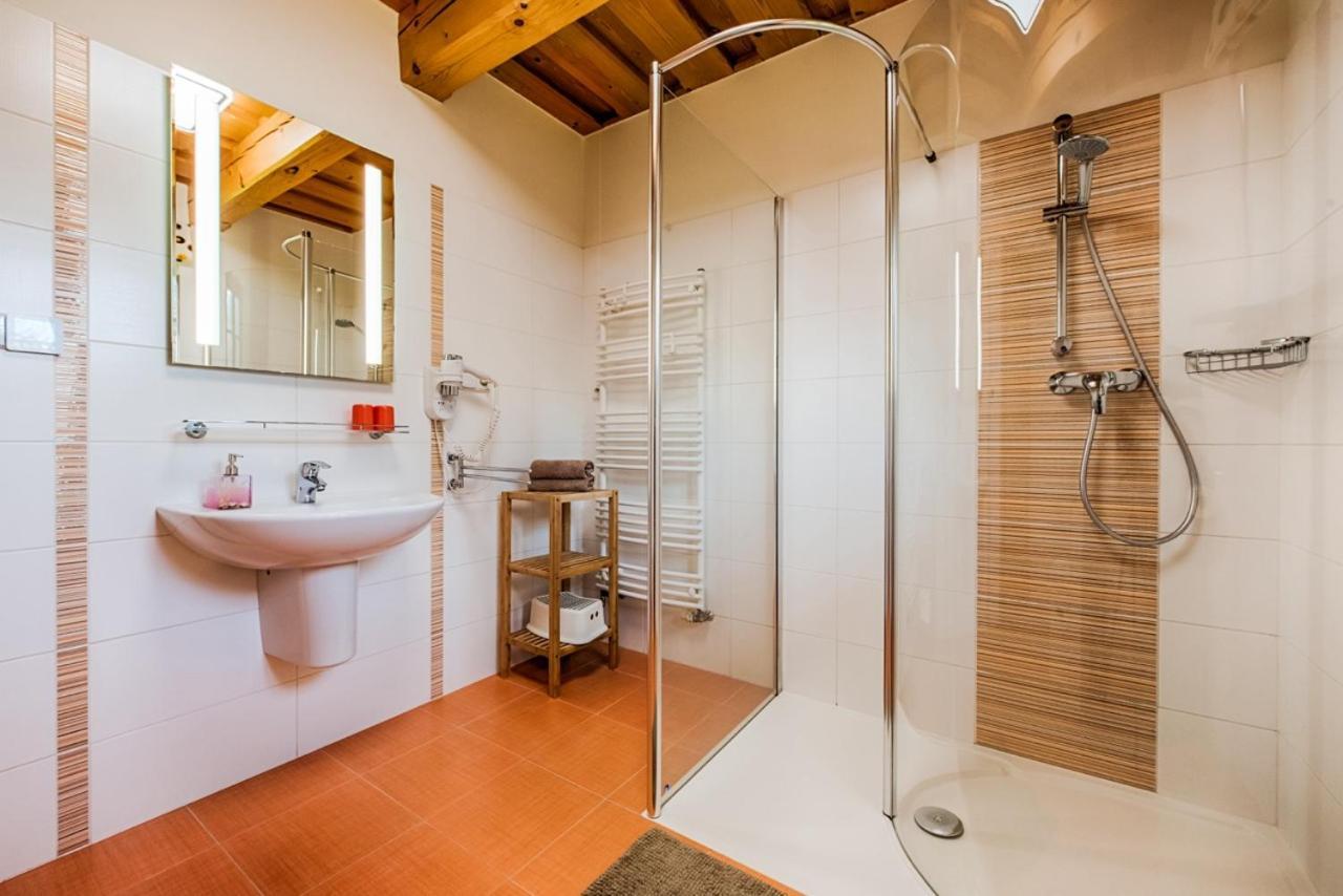 Appartement Valassky Dvur Velké Karlovice
